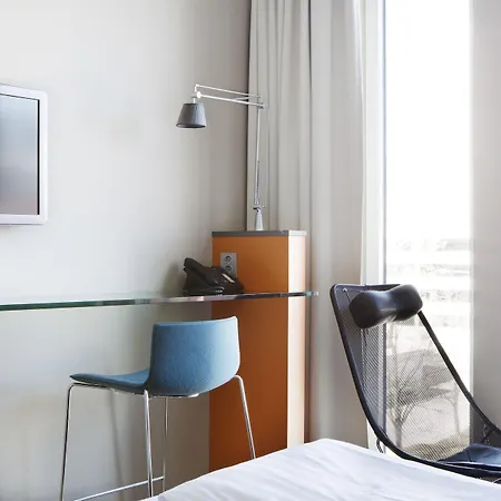 Comfort Hotell 3*